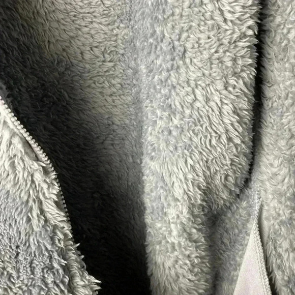 VICTORIA SECRET PINK WOMENS SIZE LARGE GRAY PLUSH ZIP FRONT TEDDY JACKET… - Picture 12 of 12